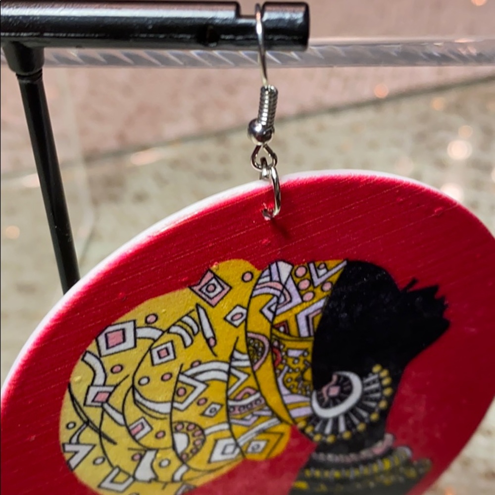 Pastels Africa Earrings. - Picture 3 of 5